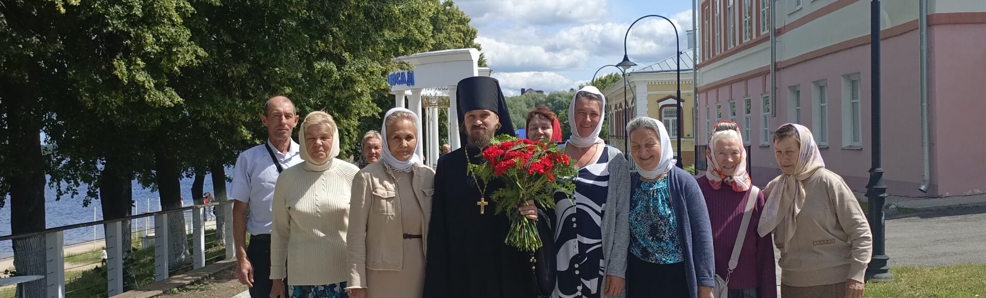 Возложение цветов в День памяти и скорби